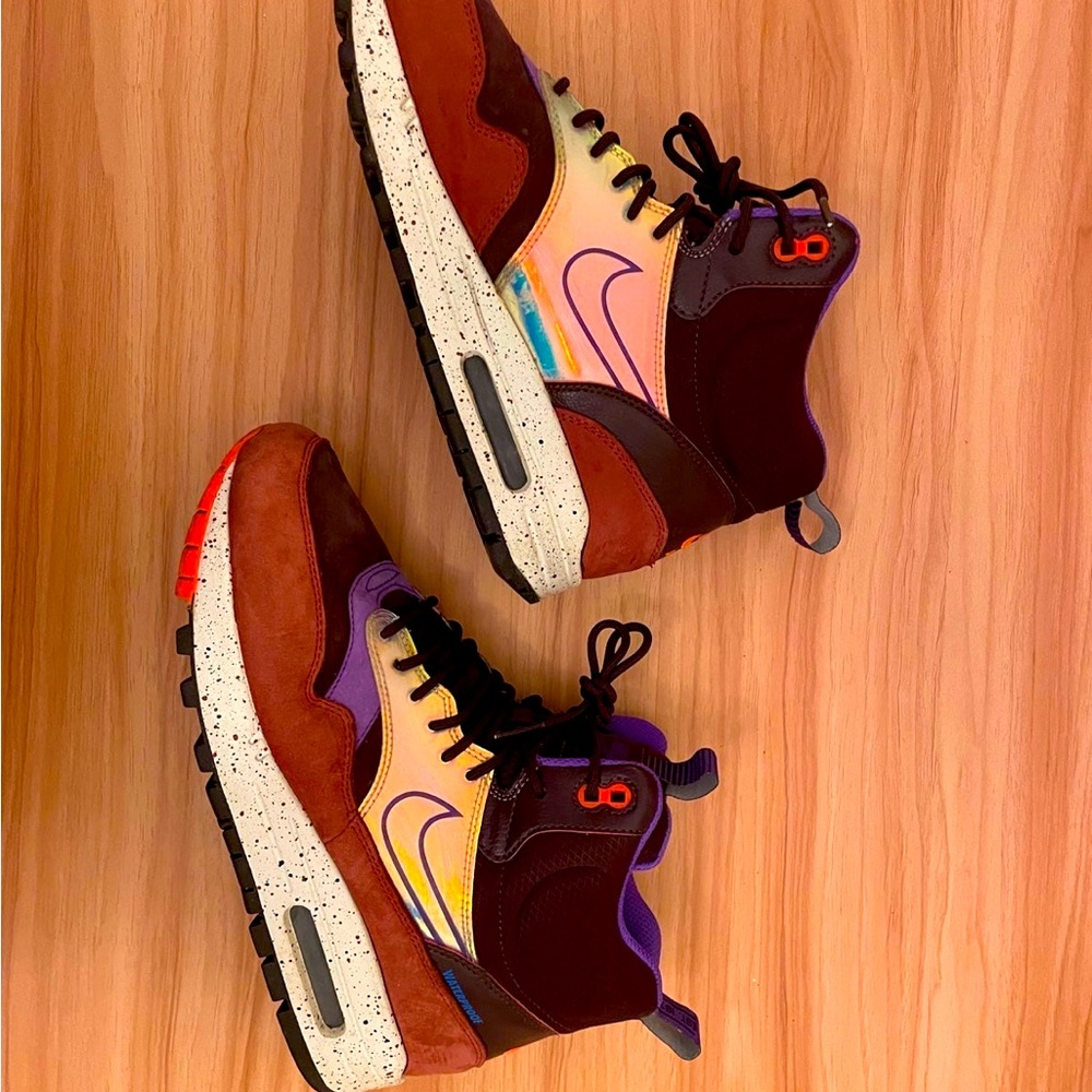 Nike air max sneaker boots water proof